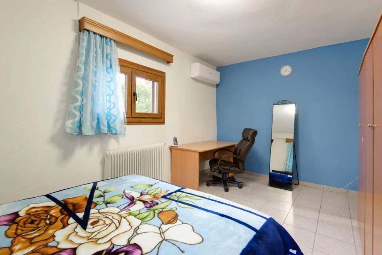 Independent Apartment In Pylaia. 塞萨洛尼基